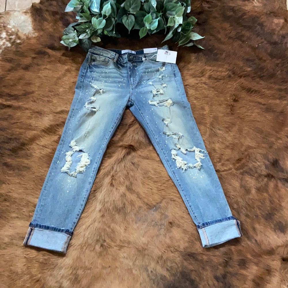 Kancan women’s distressed jean